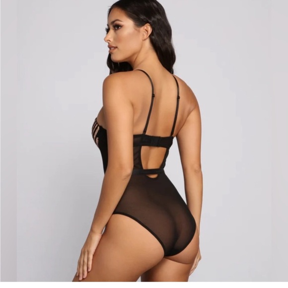 Black Fuchsia Secret Lace Womens Sequin Panel Bodysuit Size Large Art Deco New - Picture 2 of 12